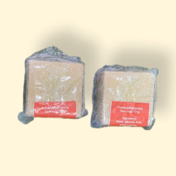 Tonning and lightening face soap